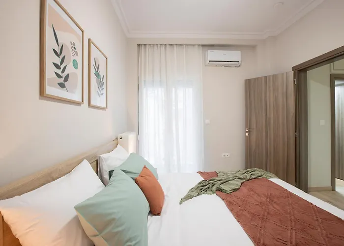 Heart, Premium 2br Suite, Sleeps 6 Salonicco