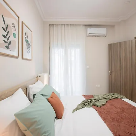 Heart, Premium 2br Suite, Sleeps 6 테살로니키