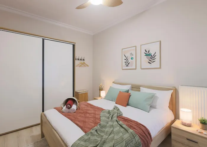 Heart, Premium 2br Suite, Sleeps 6 Thessaloniki